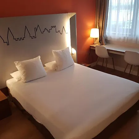 Hotel Kyriad - Aéroport 3*