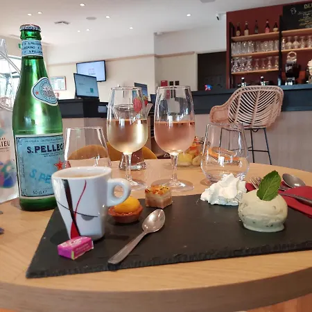 Hotel Kyriad - Aeroport 3*