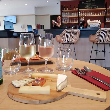 Hotel Kyriad - Aeroport Carcassonne