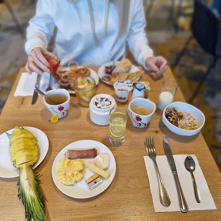 Hotel Kyriad - Aéroport 3*