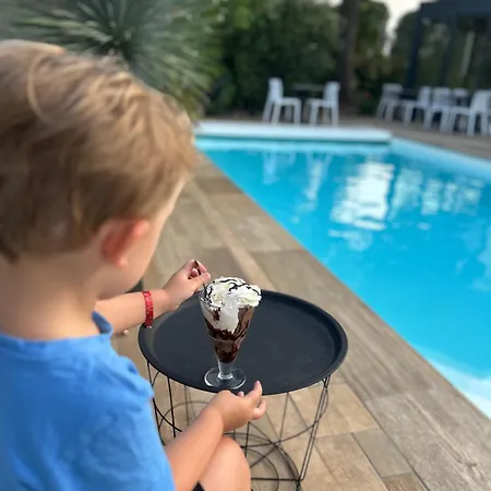 Hotel Kyriad - Aeroport 3*