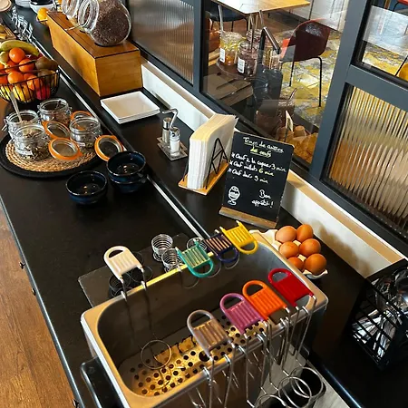 Hotel Kyriad - Aeroport