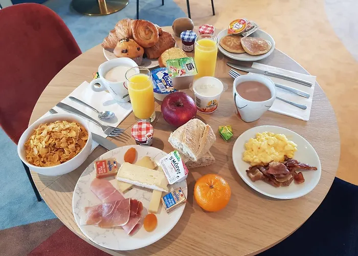 Kyriad - Aeroport 3*