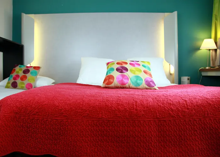 Kyriad - Aeroport Hotel